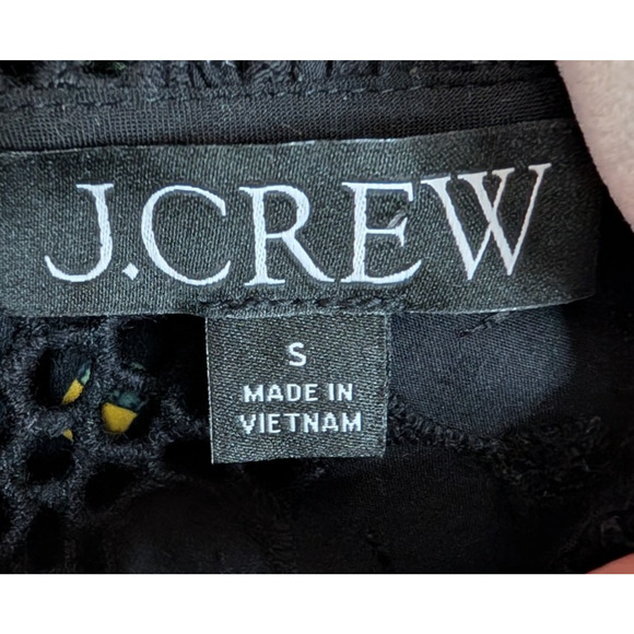 J Crew Womens Black Eyelet Floral Ruffle Neck Dark Coquette Sleeveless Top Small - Picture 5 of 9